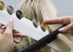 Как ухаживать за нарощенными волосами?